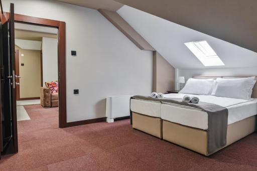 Garni Hotel Aline - Housity