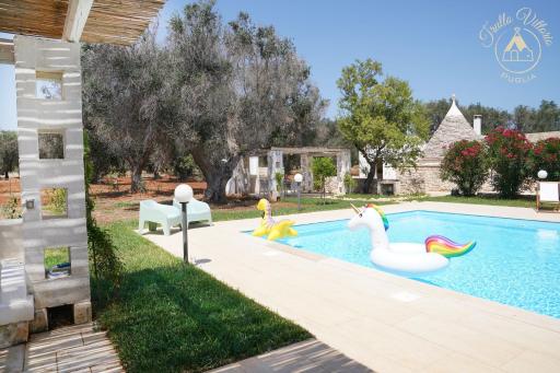 Trullo Vittorio - San Michele Salentino - Housity