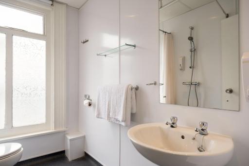 Comfort Inn Birmingham - Housity