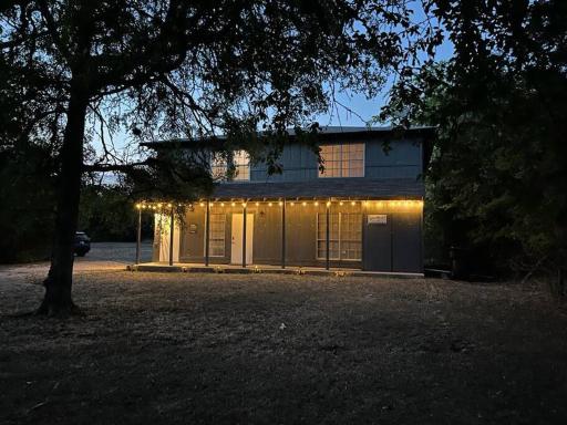 Welcome to The Country Lake - Housity