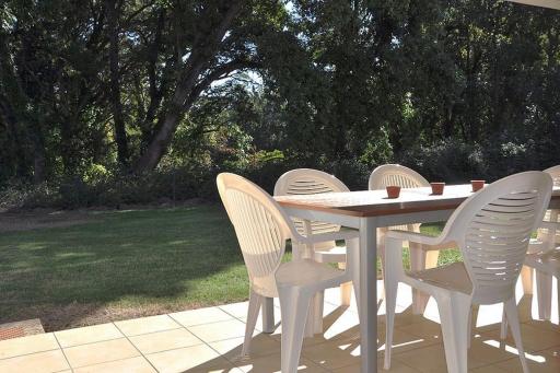 Appartement charmant en Corse avec terrasse au calme - Housity