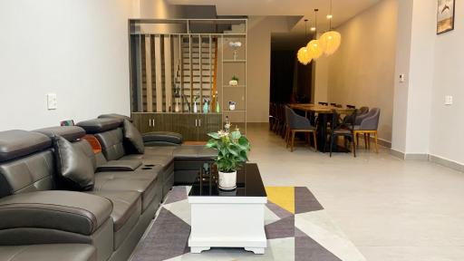8BR west coast Phu Quoc beach townhouse shared swimming pool - Housity