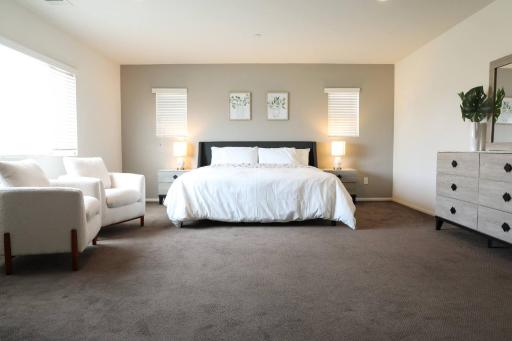 Cheerful 4 Bedroom Entire House Lots Of Open Space - Housity