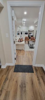 Guest Suite in Whitby - Housity