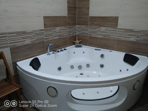 Apartmán s vířivkou a infrasaunou v Olomouci - Housity