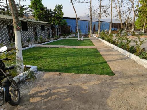 Hotel Mumbai Garden Resort - Housity