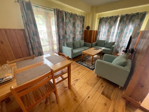 Tashis Furnished - Housity