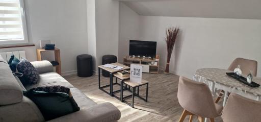 L' Oteni - Housity