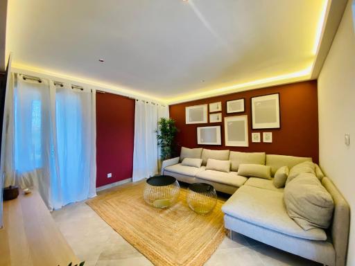 Duplex 120m2 terrasse vue sur Nîmes - Housity