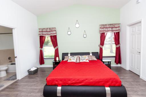 Beautiful Fully Furnished 2-Bedroom Luxury Home - Housity
