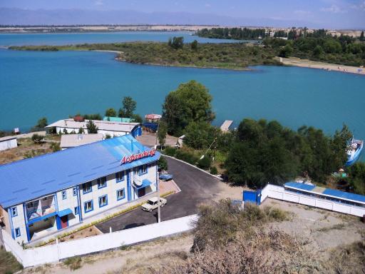 Asfandiar Hotel - Housity