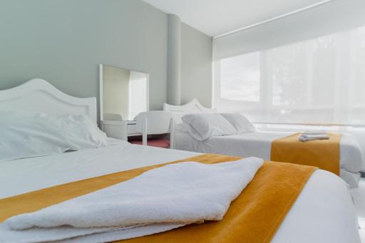 ApartaSuites & Hotel Bogota Suamox - Housity