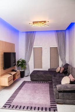 Pinewood Suite+ GYM+Snooker board. Rhodabode Nile - Housity