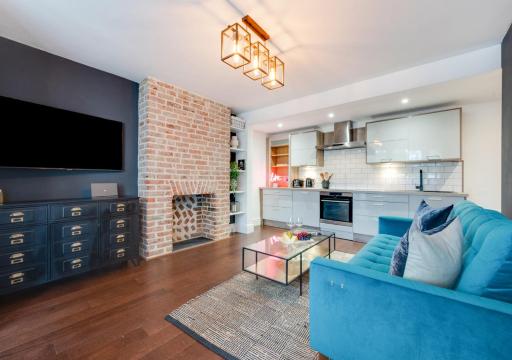 V Villas - Housity