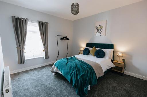 LIQUORICE LODGE - Modern 2 Bed House in Castleford, Yorkshire Close to Xscape SnoZone! - Housity