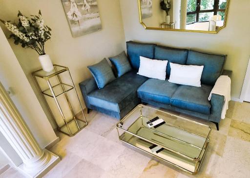 Spacious Renovated 1-Bedroom Apartment in Marbella Center with Free Parking - Housity