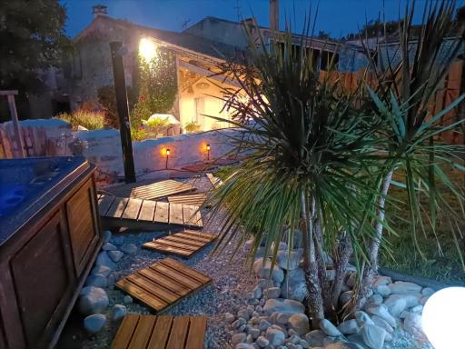 Gîte Familiale & SPA Privé - LE LOGIS DE PEARL - Housity