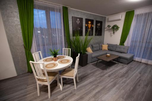 Adriana Apartment - Housity