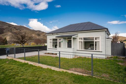 Lake Dunstan Cottage - Cromwell Holiday Home - Housity