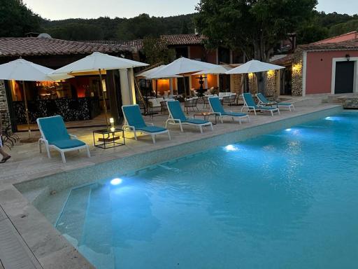 Auberge du Dom - Housity