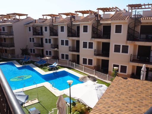 Apartamentos Turisticos Aguilas de los Collados - Housity