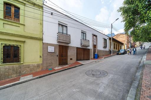 La Antigua Candelaria x Ahead - Housity