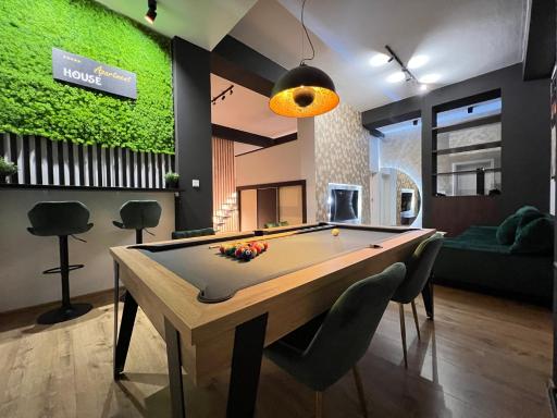 Apartment House Nová Dubnica - Housity