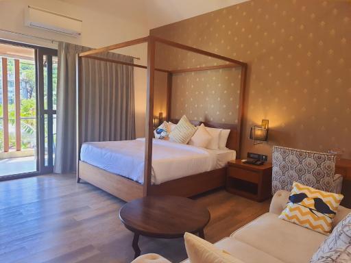 Melhor Stays Villa- L-M113 Luxurious 5 BHK villa with private pool, Anjuna - Housity