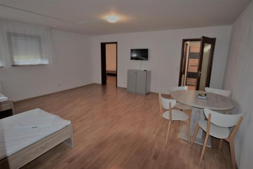 Schöne 2 Zimmer Wohnung - Housity