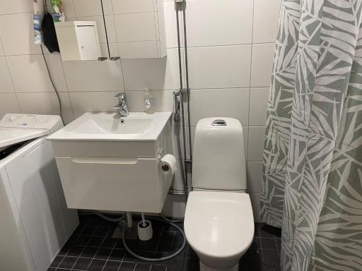 Cosy and spacious 1 bedroom apartment in Espoo - Housity