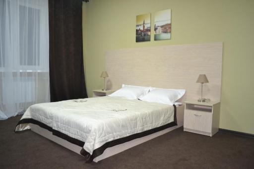 Hotel Kommersant - Housity