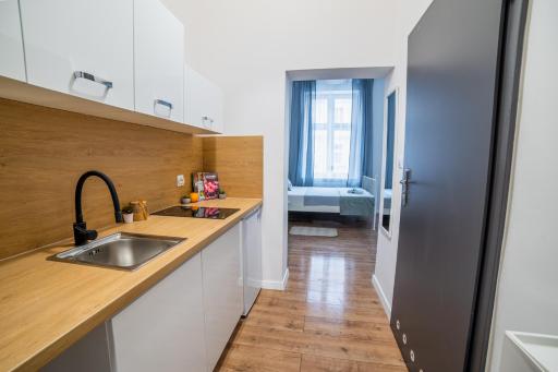 Nowoczesna kawalerka Monte Cassino 37 - Housity