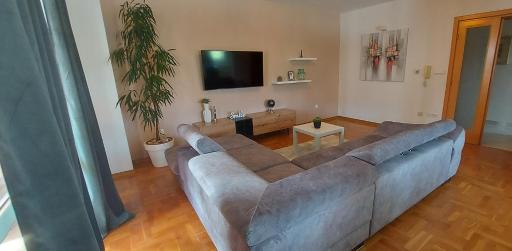 Apartments Tomic - Housity