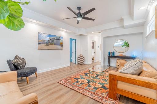 Stylish 2-Bedroom walking distance to Downtown - Housity