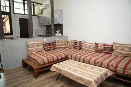 Cozy House - Housity