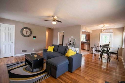 Virginia Beach Home Sleeps 8 Game Rm and Meditation Rm - Housity