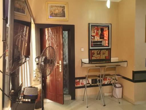 Gold Bond service apartment - Housity