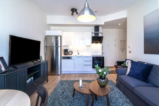 Central Residence Flat near Metro in Kartal - Housity