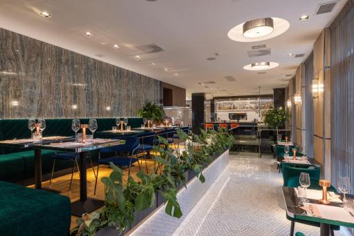 Silver Crown Hotel & Residence, Palace Quarter - Housity