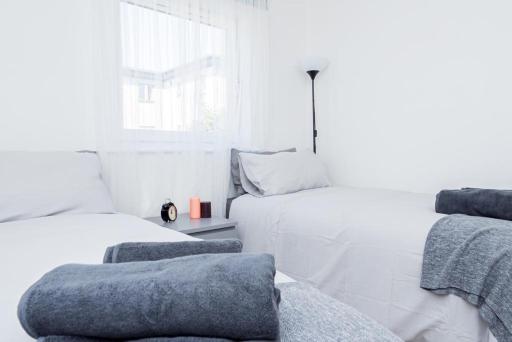 Bayview Apartments - Housity