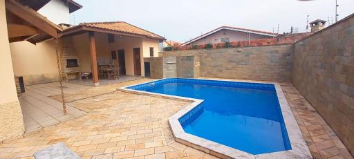 Incrivel casa a 280 m do mar em Peruibe SP - Housity