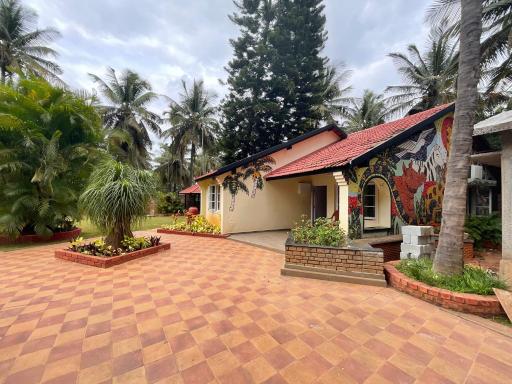 The Fiori resorts - LOTUS - Housity