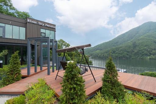 Riversky Pension - Housity