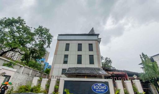seasons hotel - Housity