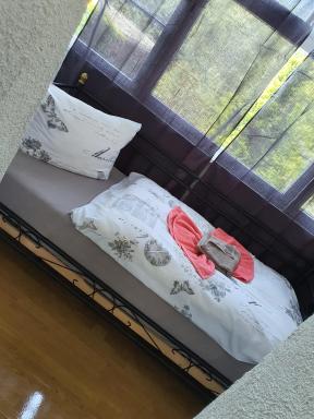 Monteurs u. Ferienwohnung - Hizvo