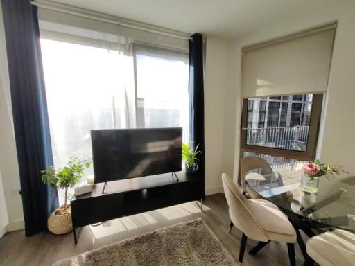 2 Bed lovely apartment in close proximity to canary wharf, excel centre and the O2 - Housity