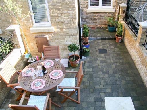 Old School Mews - Housity