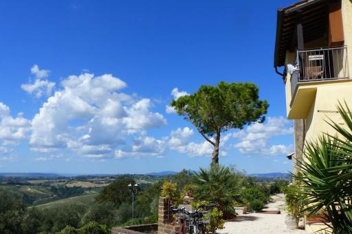 Casa romantica in un borgo antico in Sabina - Housity