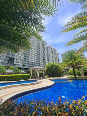 Davao City Verdon Parc 1BR Penthouse - Housity