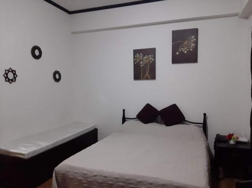 Myrna's Studio Condo - Housity